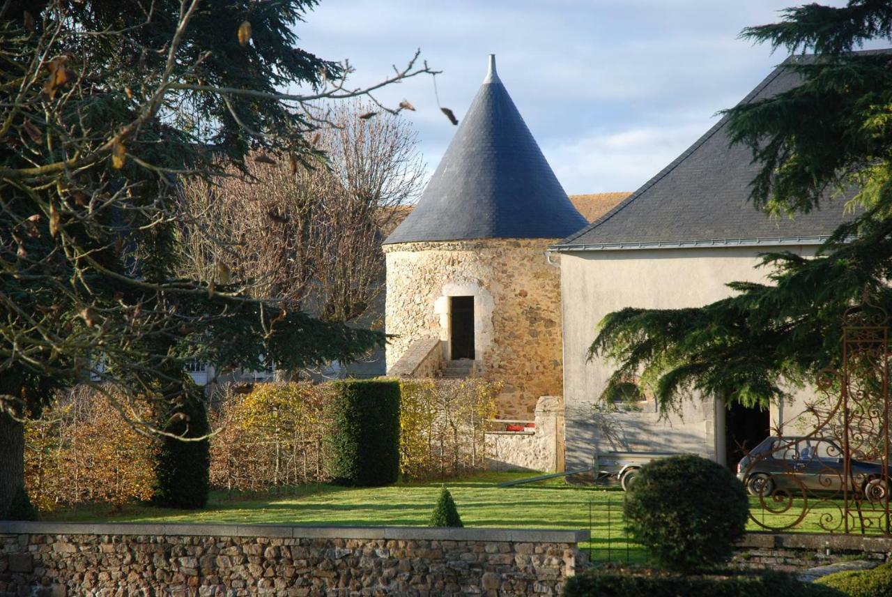 Logis De La Helberdiere Cossé-en-Champagne Kültér fotó
